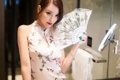 又曝4大瓜！因情伤割腕、知名女星退圈、减肥进急诊 黄晓明最意外