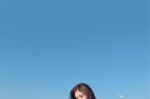 大瓜！曝某95后顶流女星自称是合作男演员的女友对方受不了死缠烂打拉黑了她